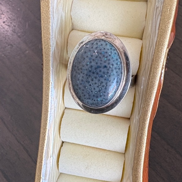 SS2 Jewelry - Artistic Silver Ring with Blue Stone